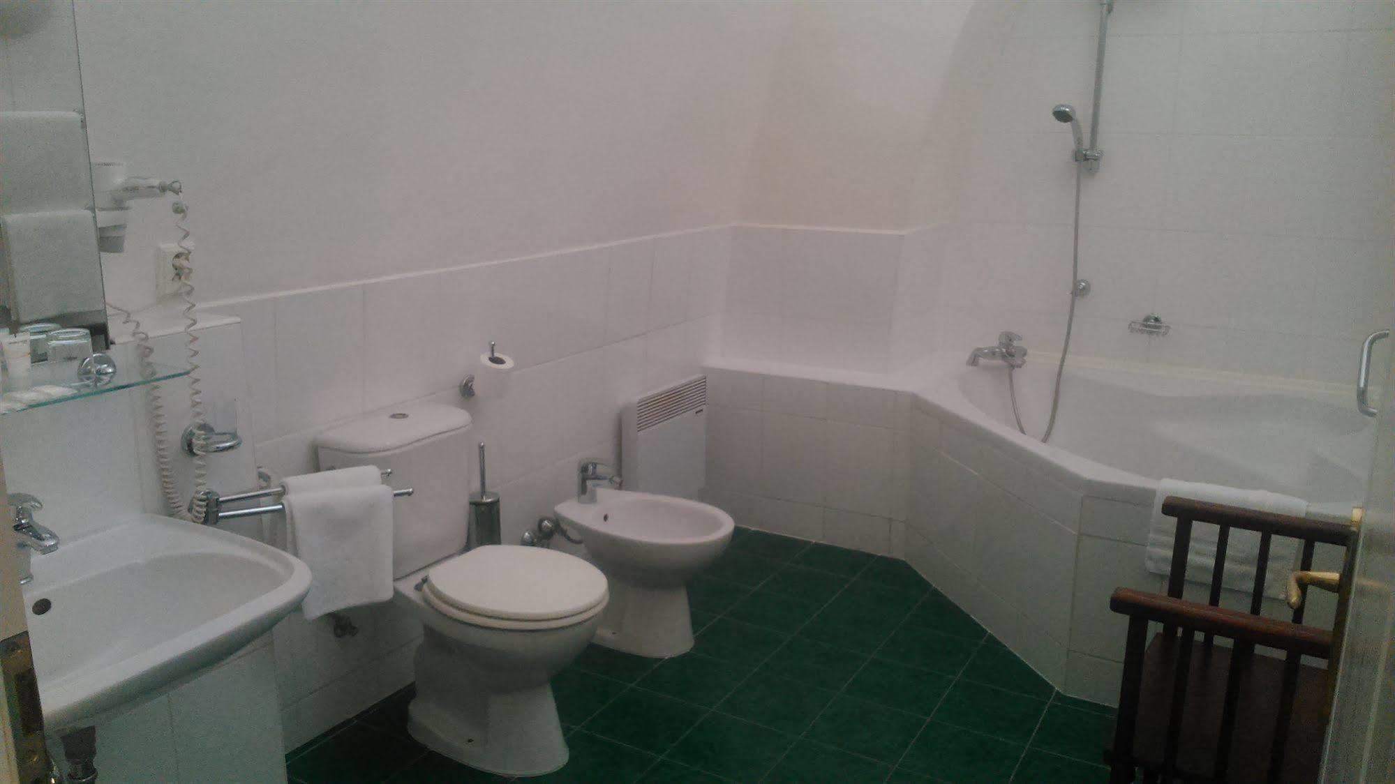 Domus Henrici 4* Prag