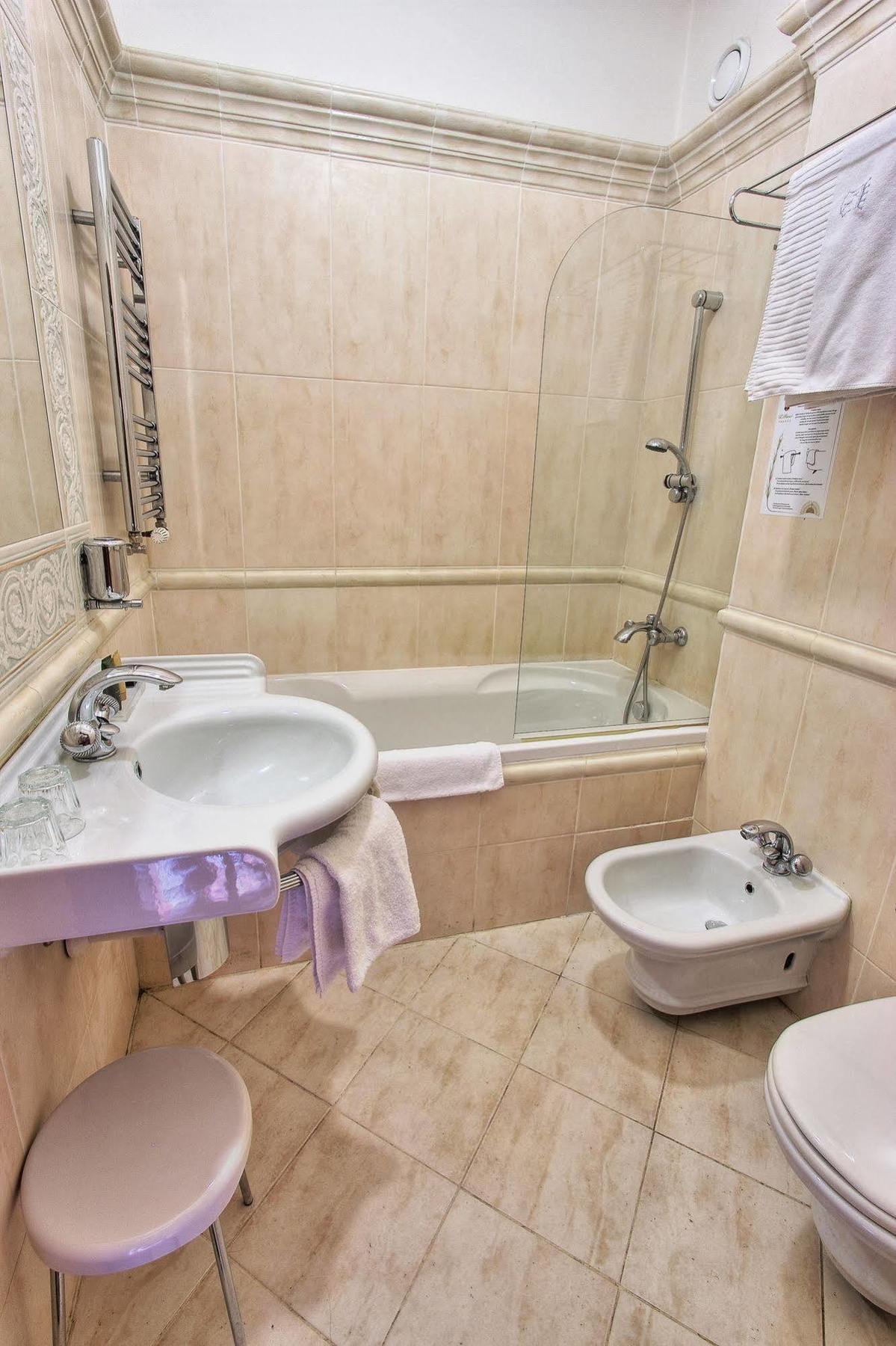U Pava Hotel