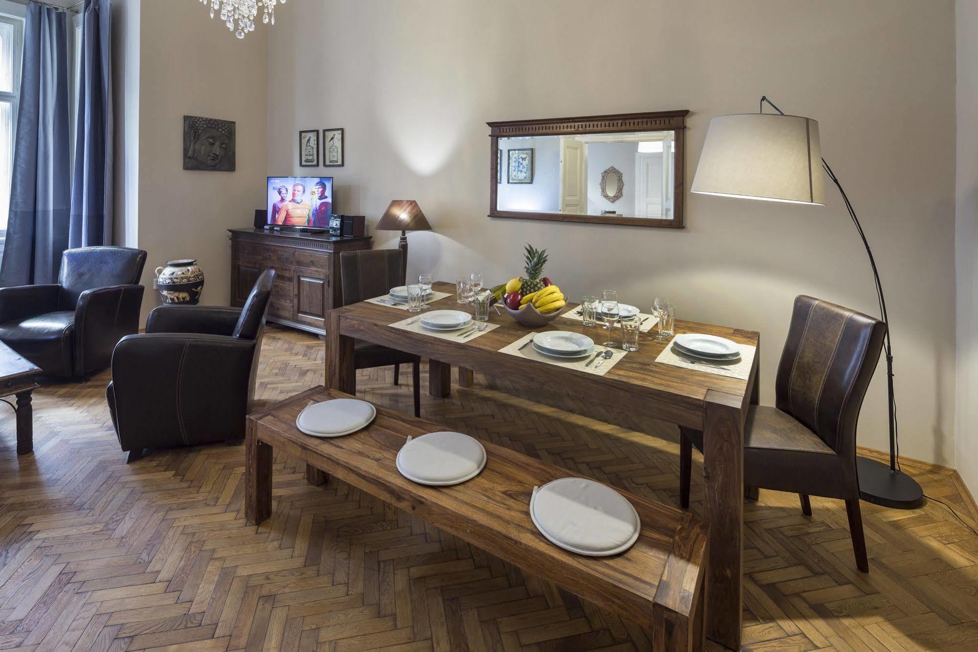 Apartment Dlouha 2ab Prag