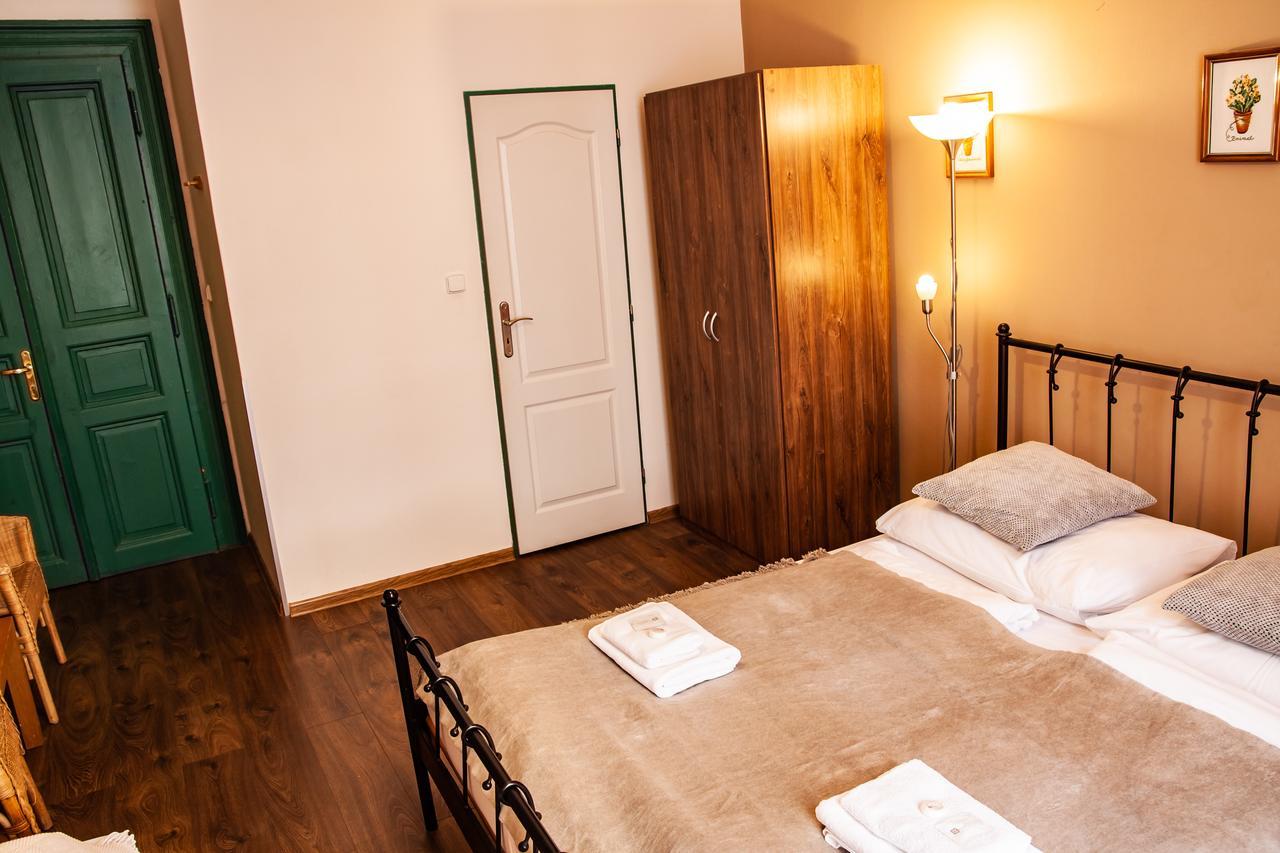 Hotel Sunflower 3*