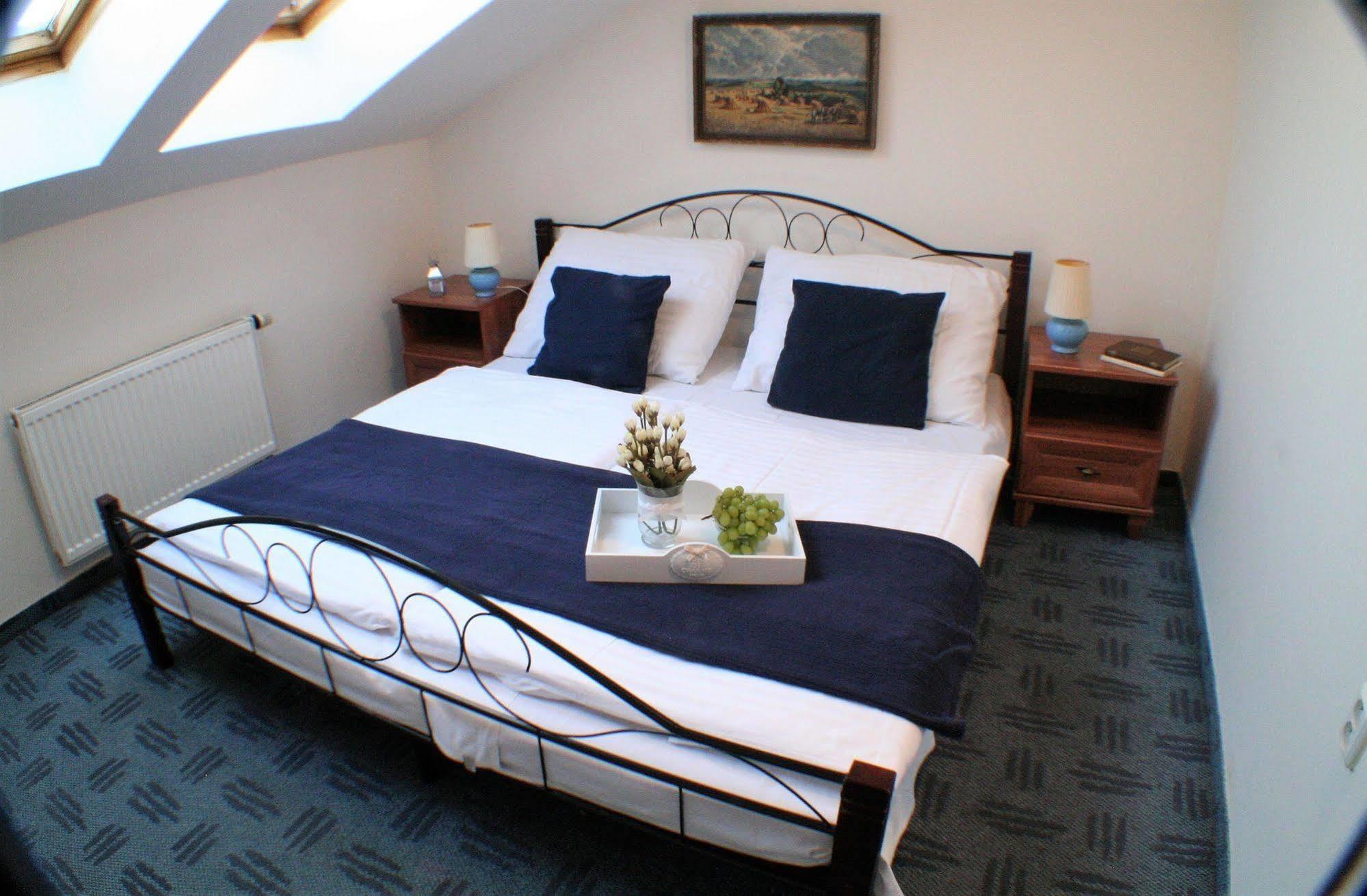 Anette Hotel 3*