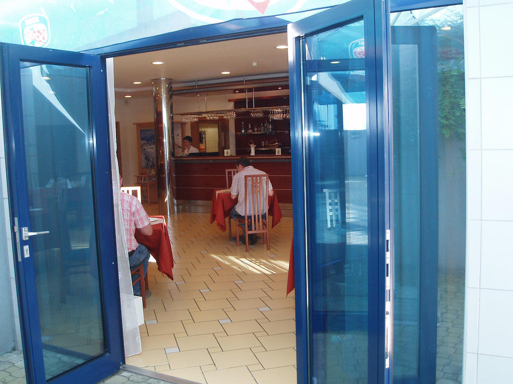 Hotel Ramada Airport