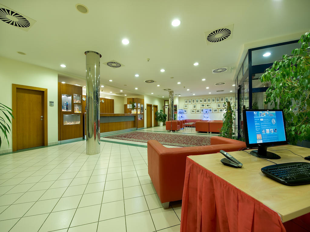 Hotel Ramada Airport