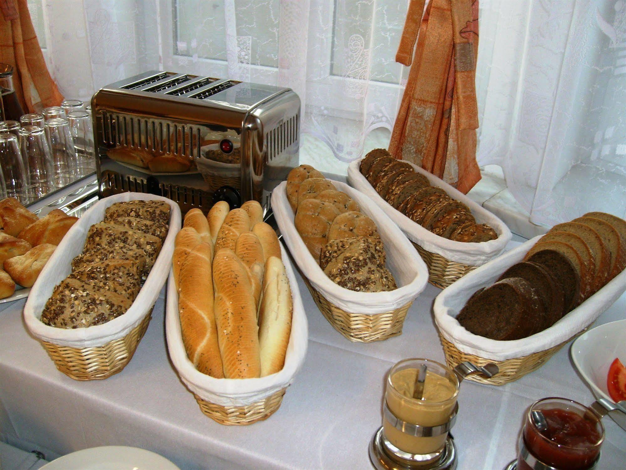 Garni Rambousek Hotell