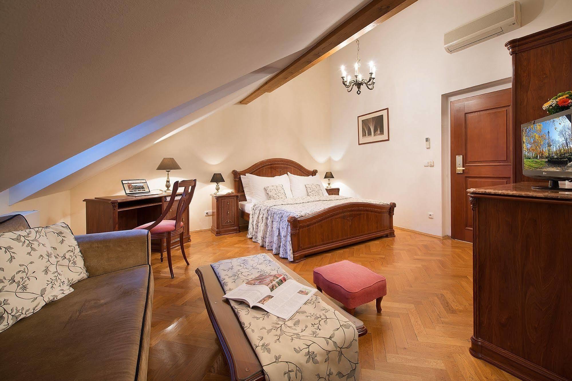 Hotell Boutique Constans Prag