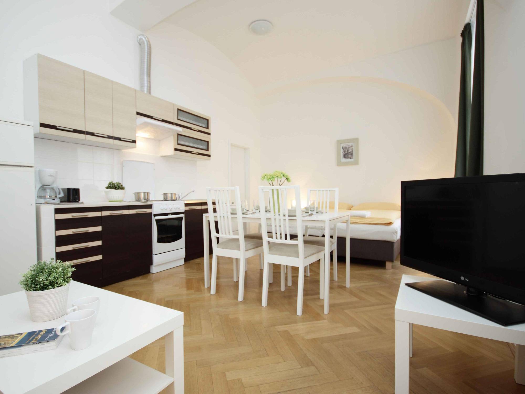 Apartment Leo Old Town