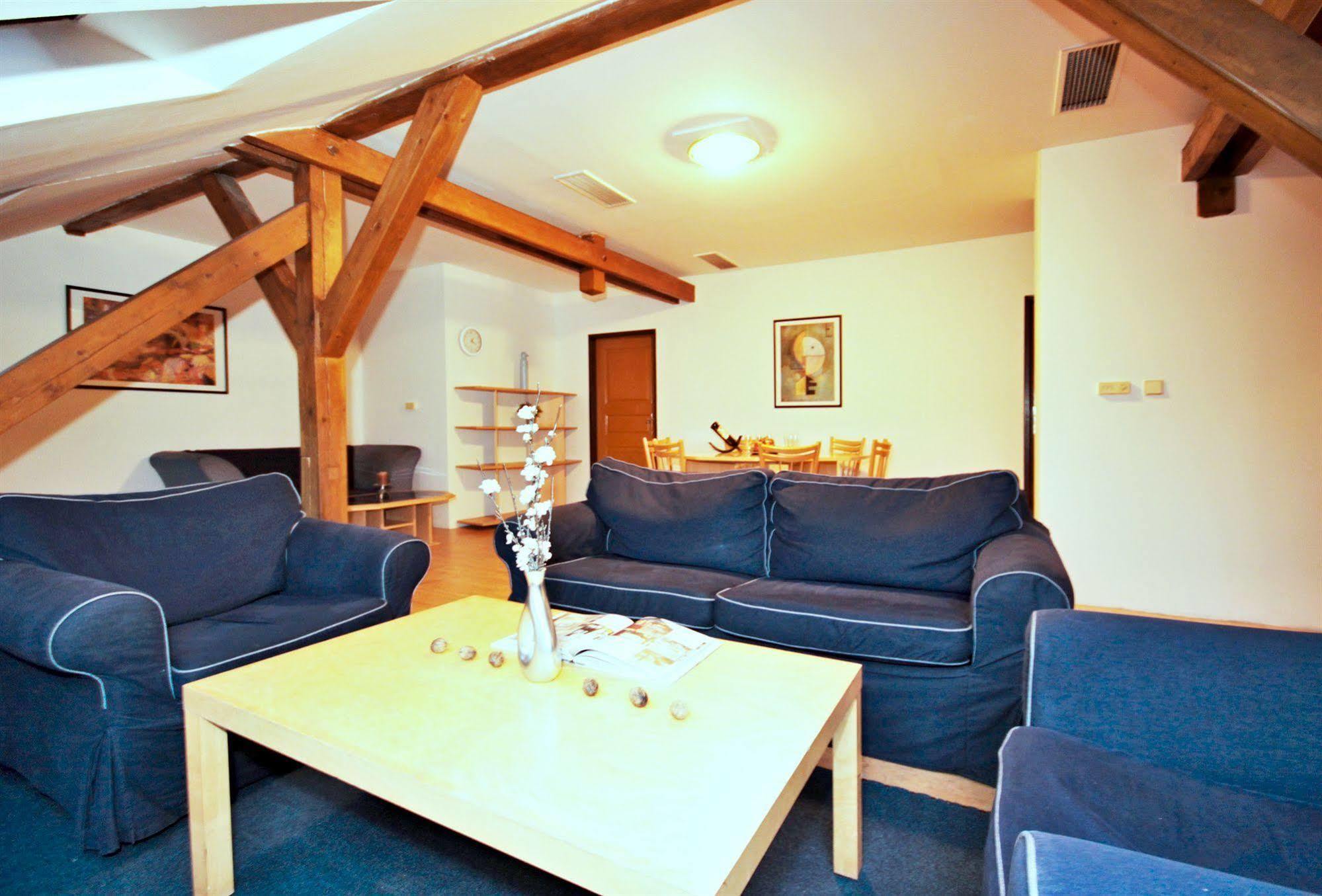 Apartment Leo Old Town *