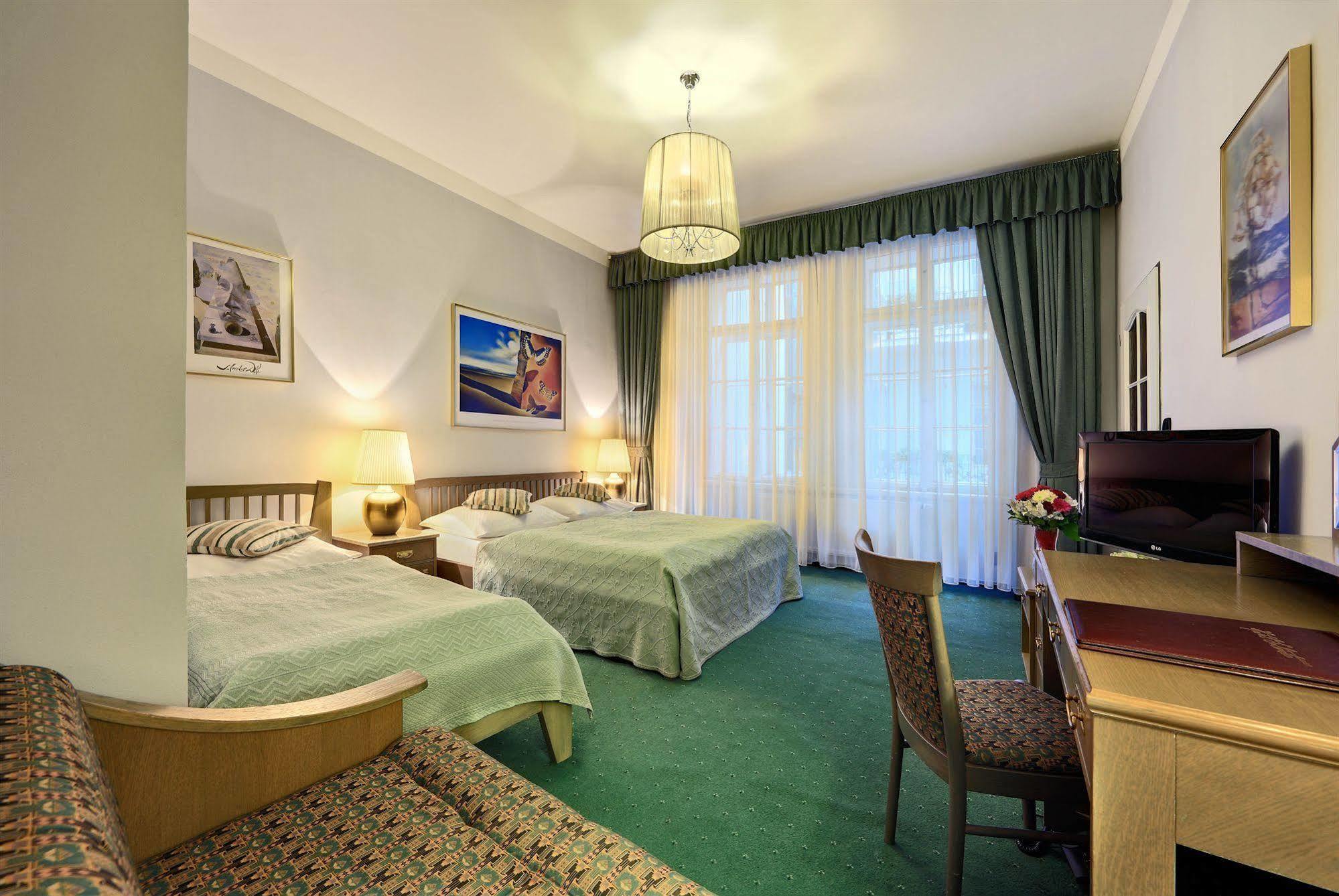 Salvator Hotel