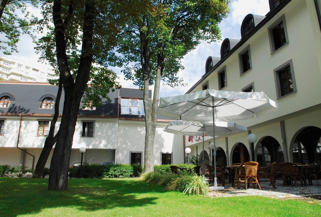 Na Zamecku Hotell