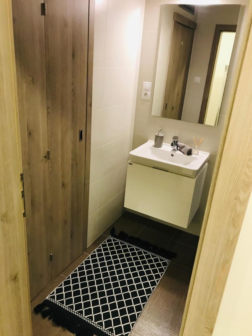 Blanc De Luxe Apartment