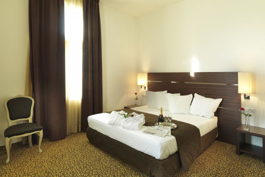 Assenzio Hotell Prag