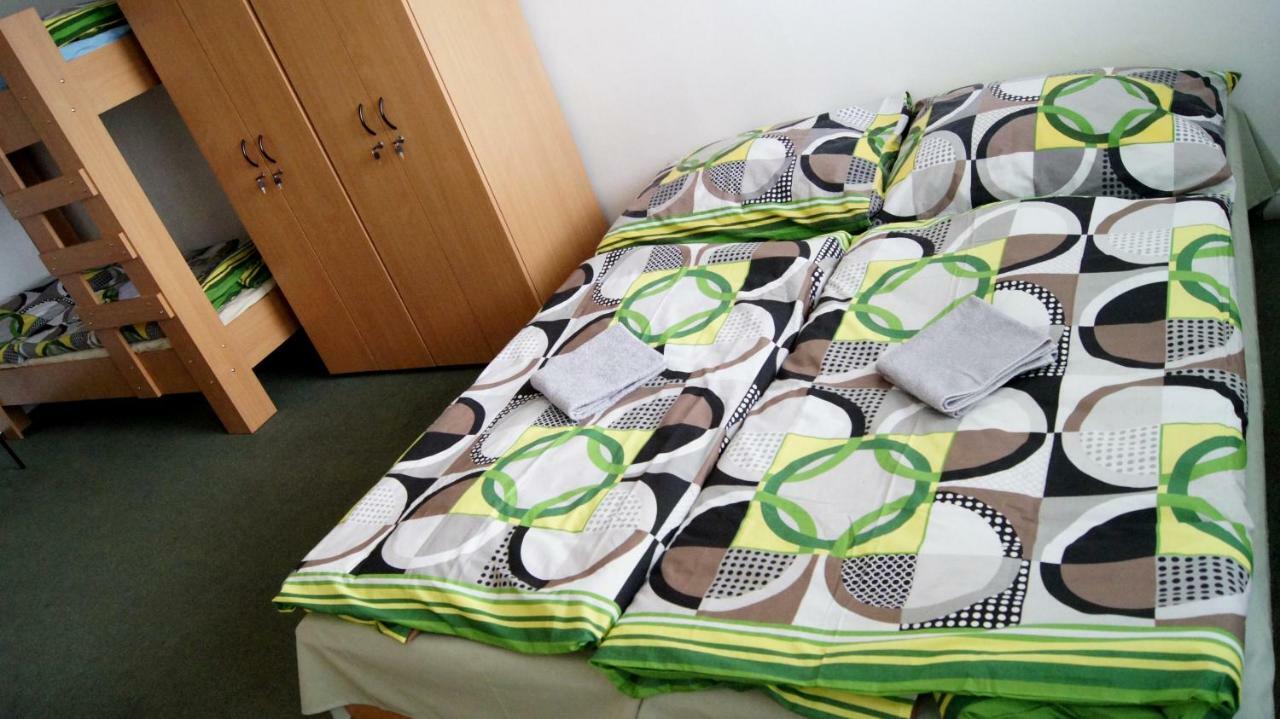Km House Cerny Most Hostel Prag