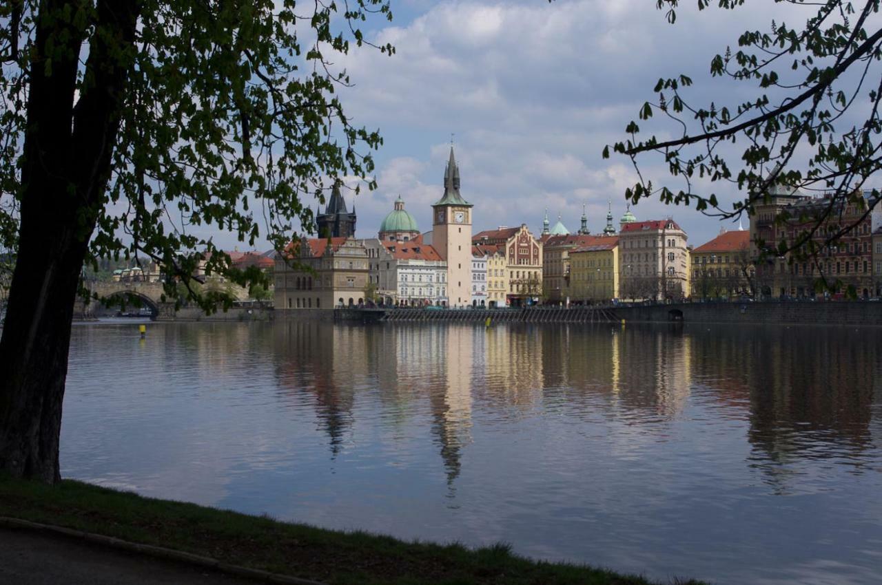Apartments In Mala Strana - 10 Minutes From Charles Bridge Lägenhet Prag
