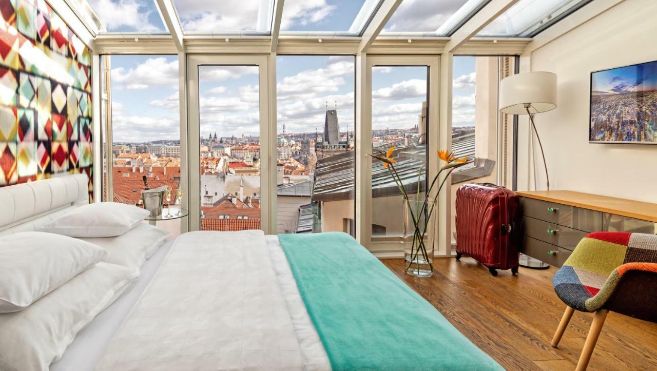 Aparthotel Malostranska 4*