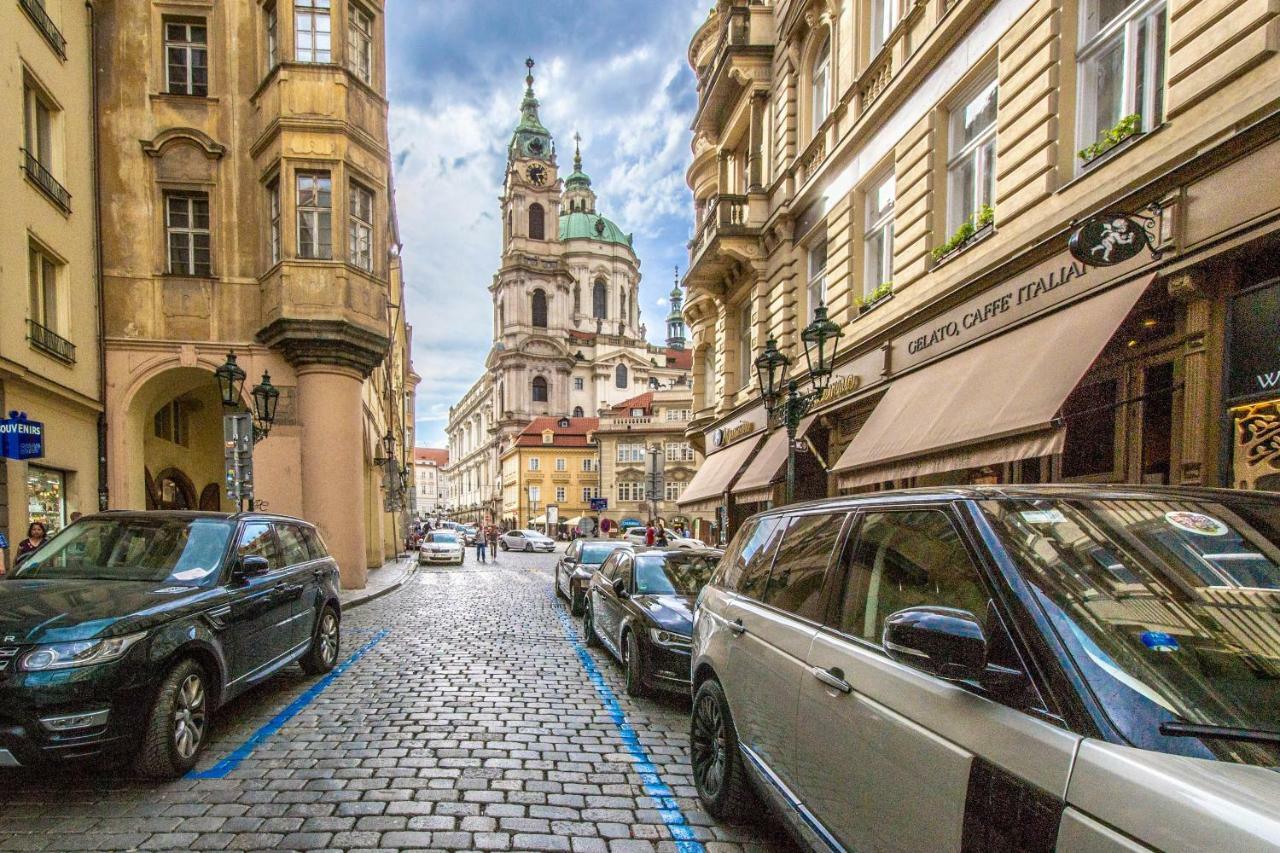 Unique Charles Bridge 2bdr Apartment. * Prag