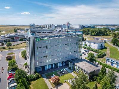 Hotell Holiday Airport By Ihg 4*
