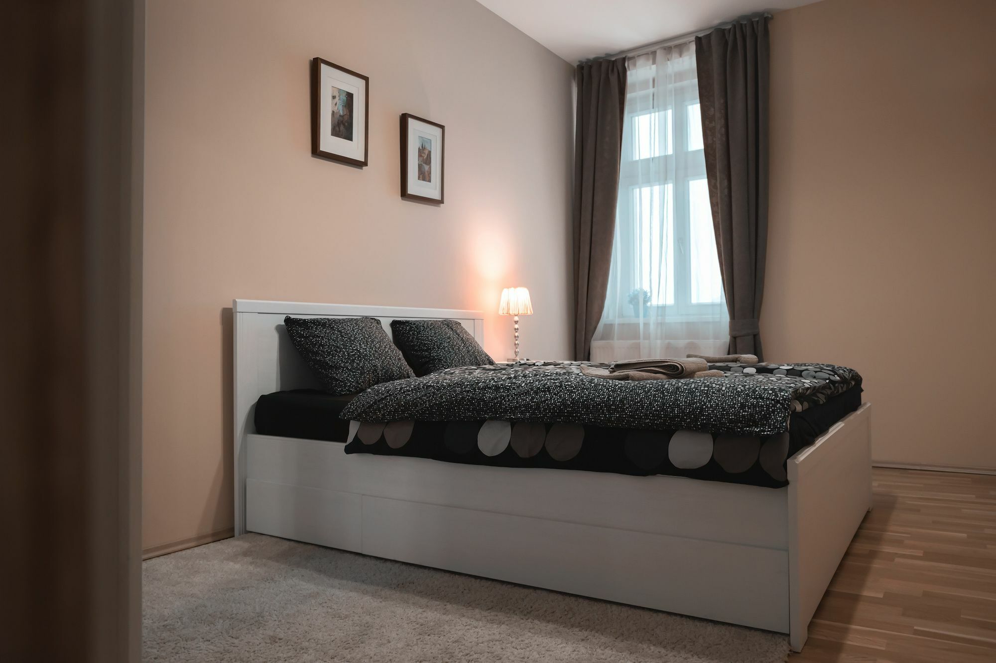 Apartment For 10 Guests Center Of