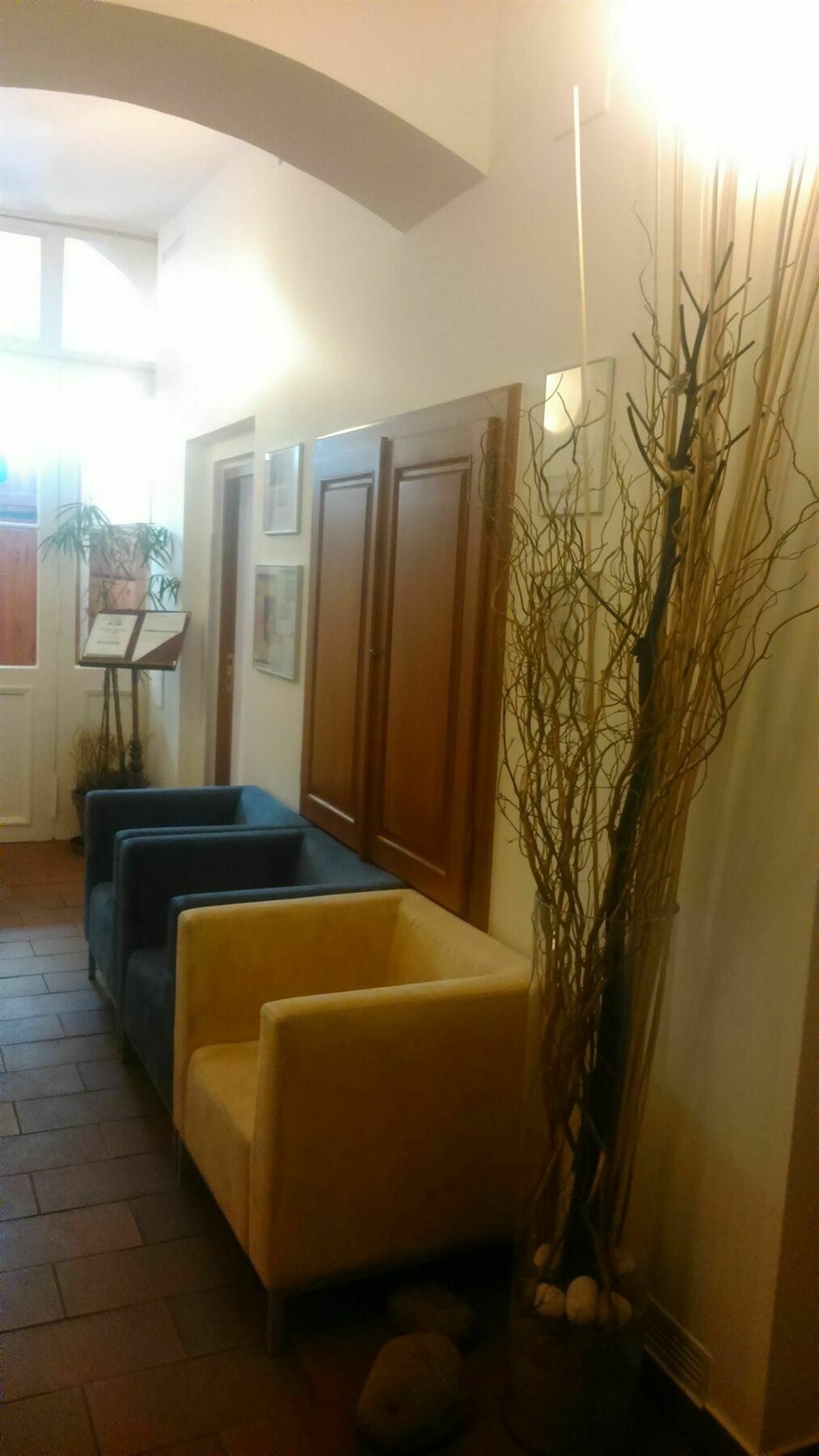 Domus Henrici 4*