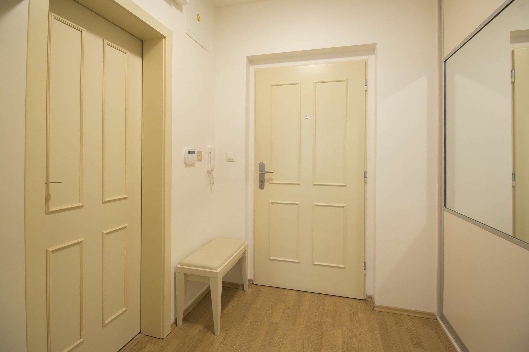 Luxurious Near Castle * Prag