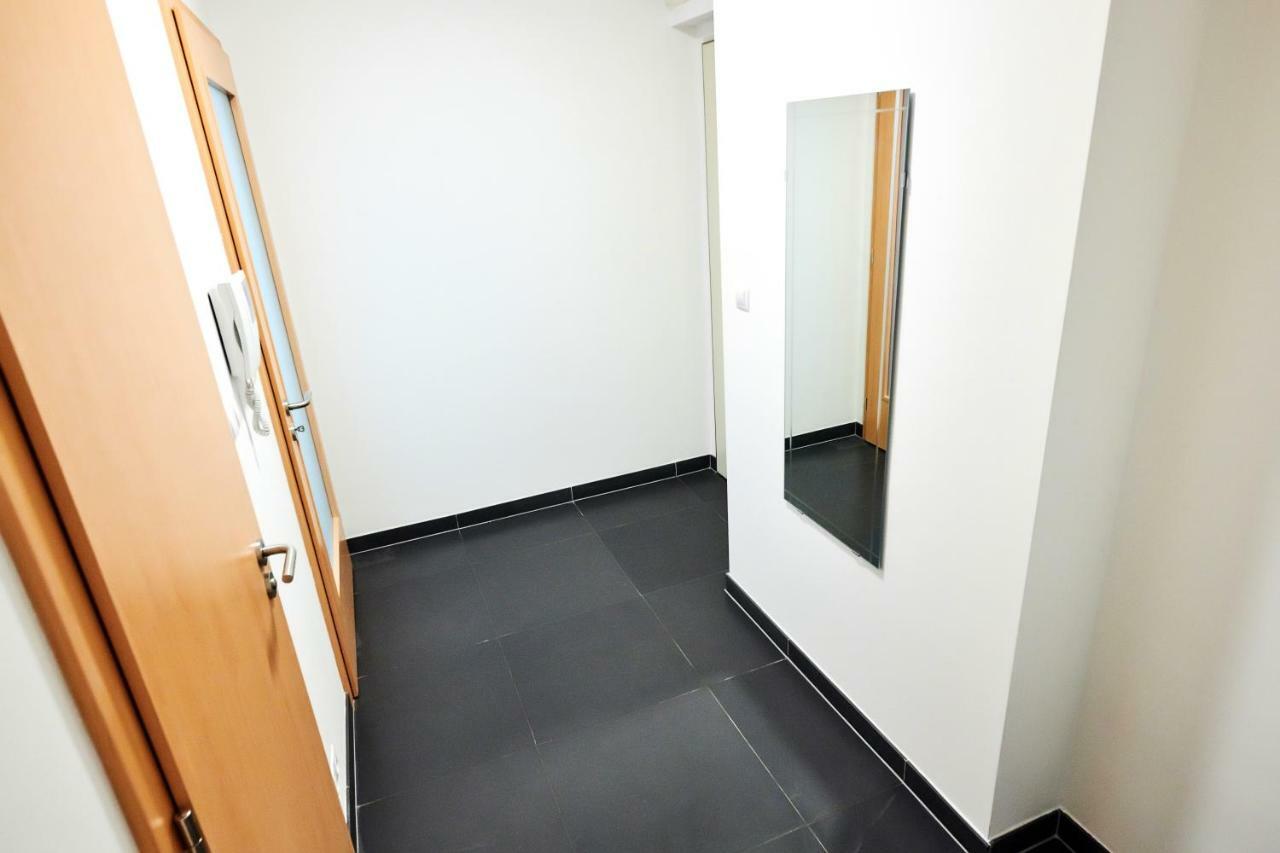Krakovska 13 * Prag
