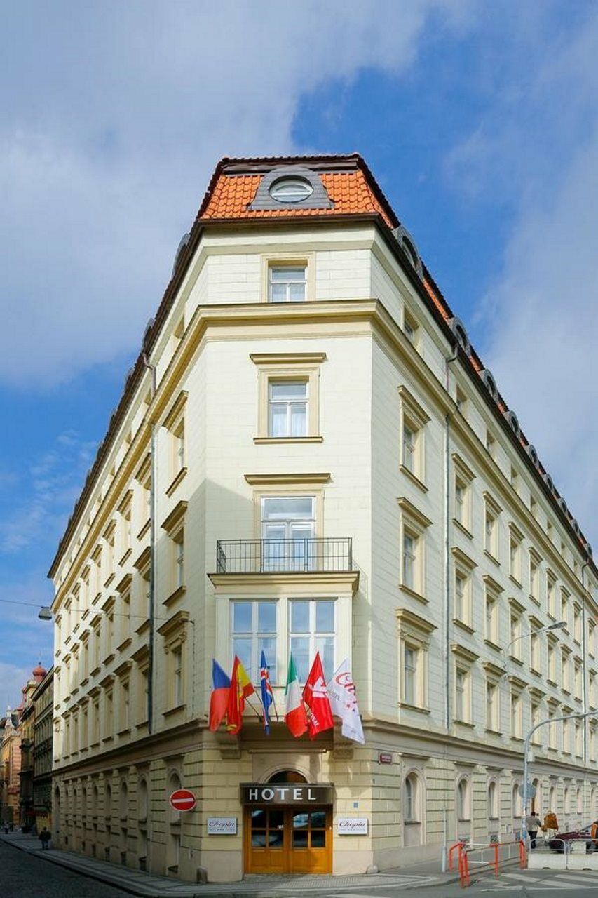 Exe Park Hotell 3*