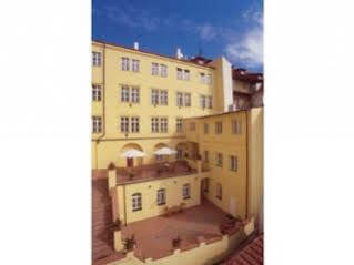 Hotel Domus Henrici