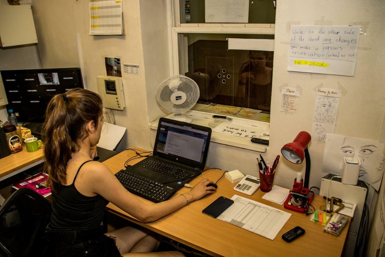 Hostel In School * Prague