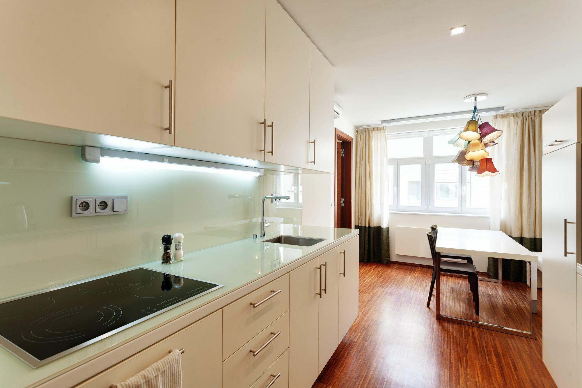 Empirent River Apartment