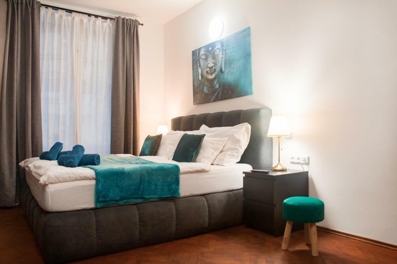 Premyslovska - 2 Bathrooms Apartment *