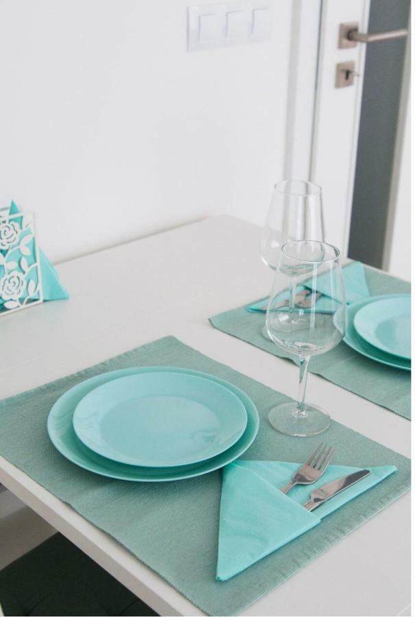 Apartment Free Parking In Garage Karolina Plazza, New Cosy With Need