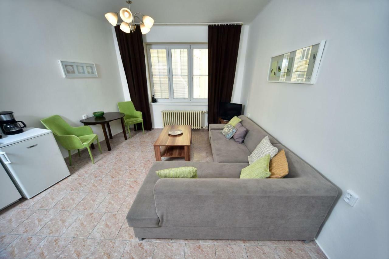 Benediktska Apartment Prag