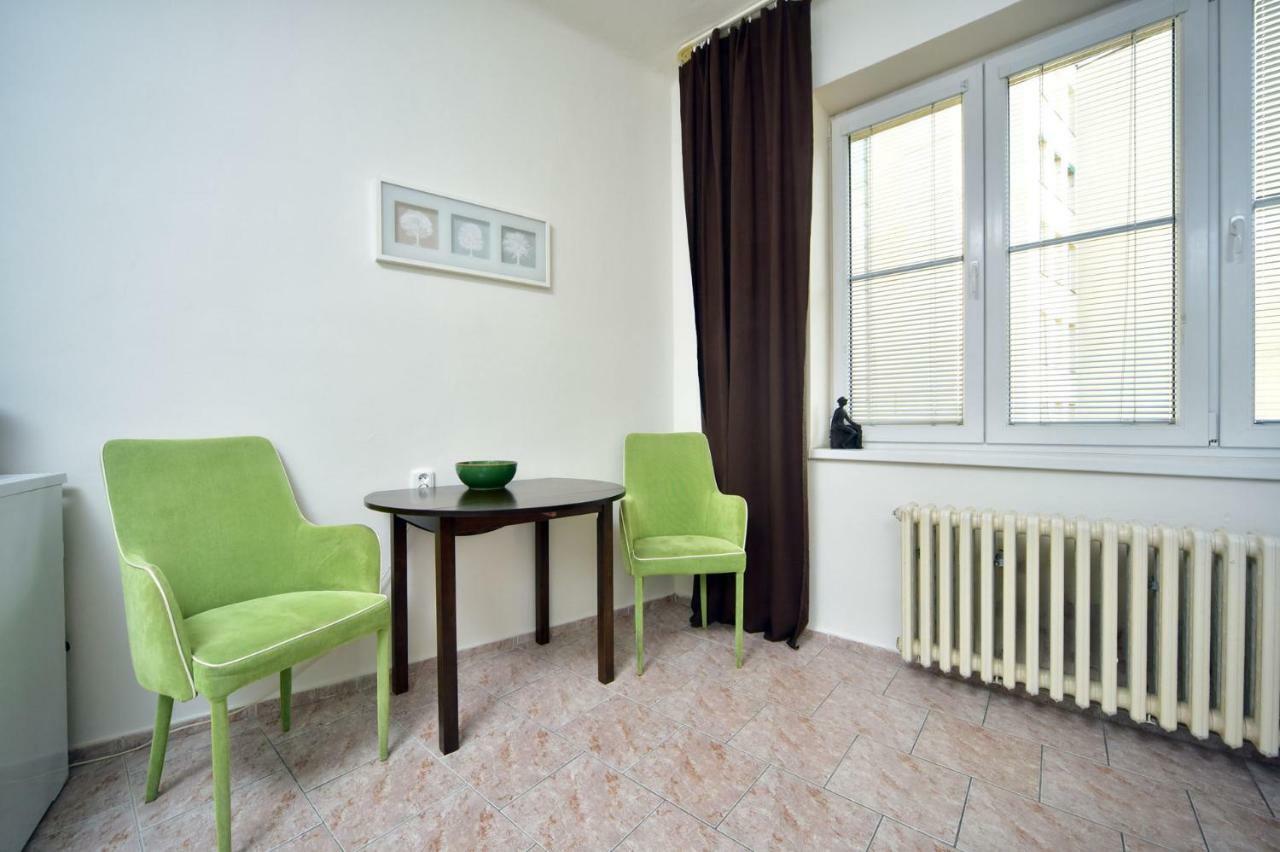 Apartment Benediktska Prag