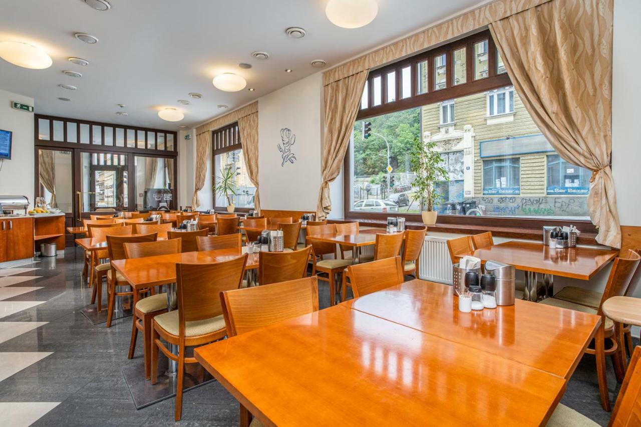 Gloria 4* Prague