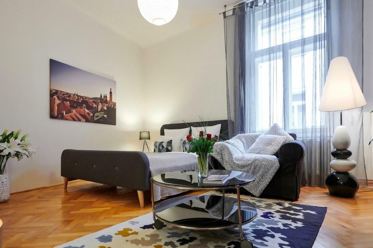 Old Town Apartment