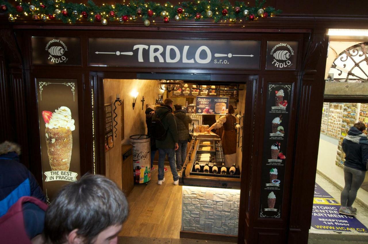 Carolinum * Prag