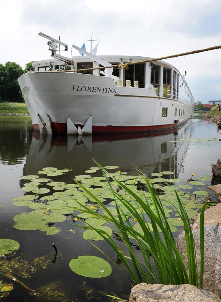 Florentina Boat Båthotell 3*