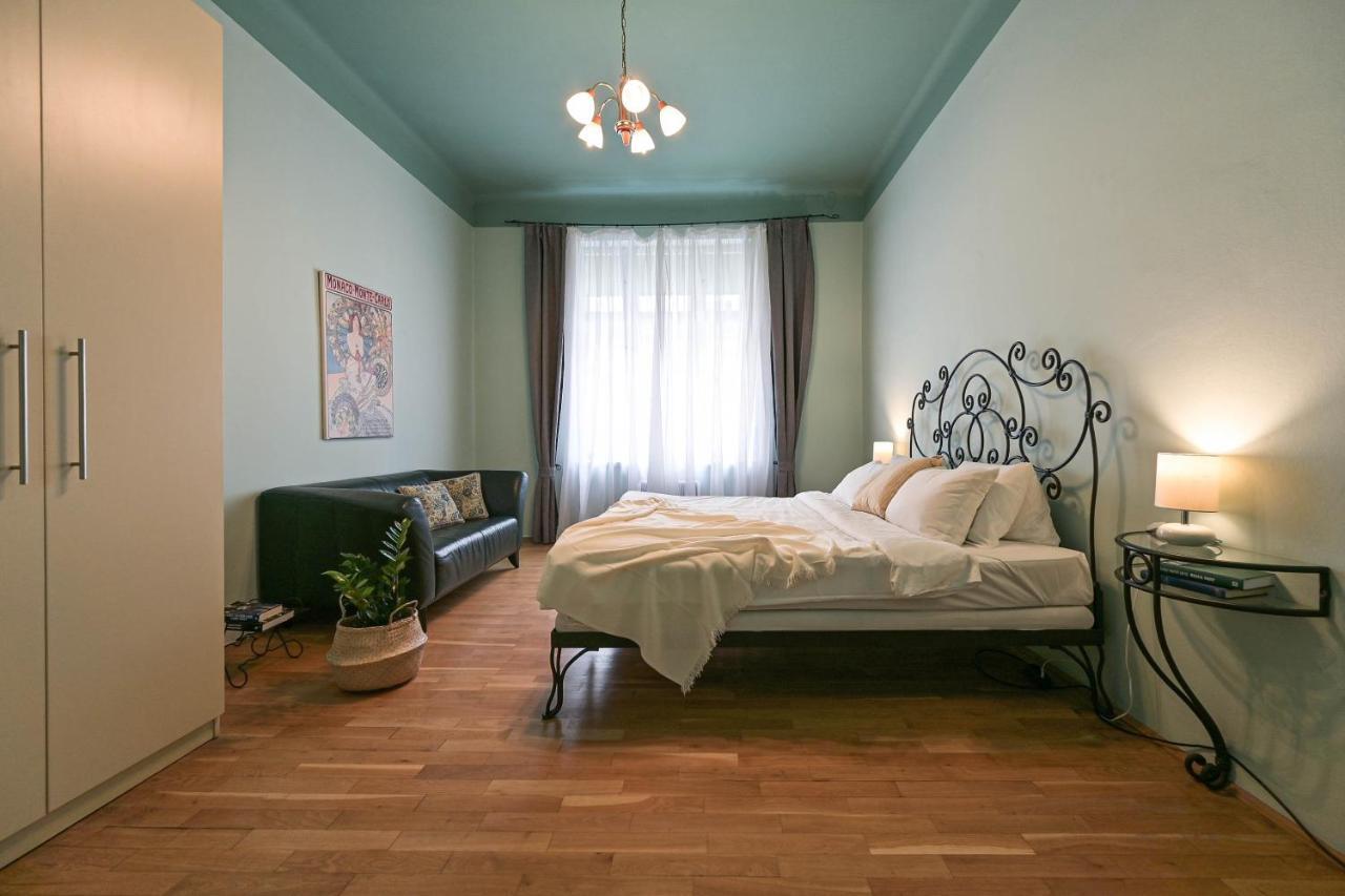 Wishlist Residences - Old Town Bilkova Apartment *