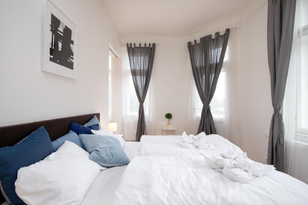 Park Karlin Apartment *