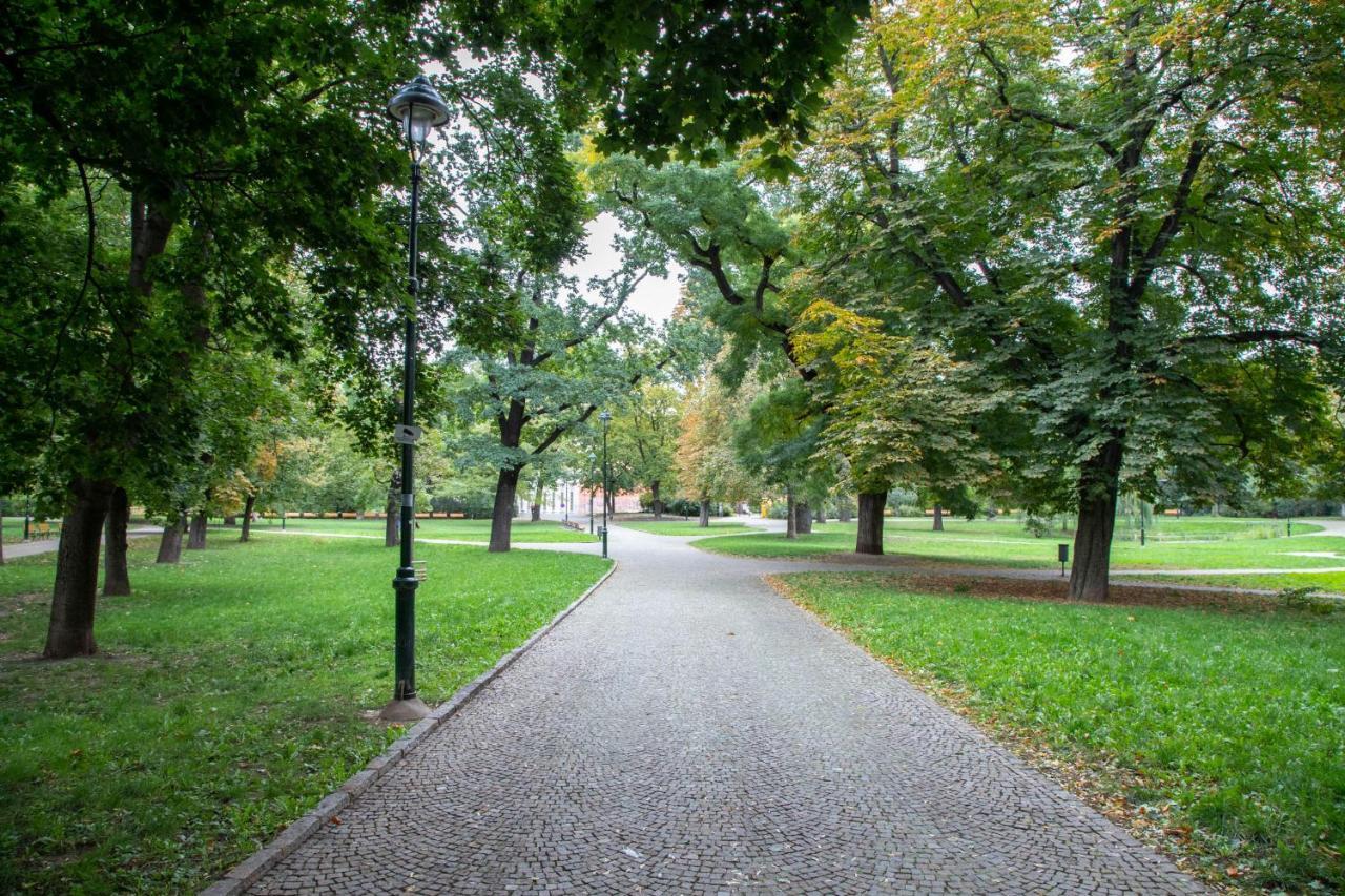 Apartment Park Karlin *