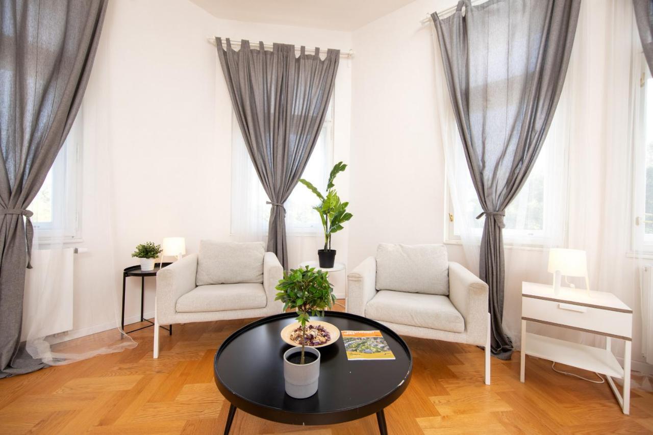 Park Karlin Apartment *