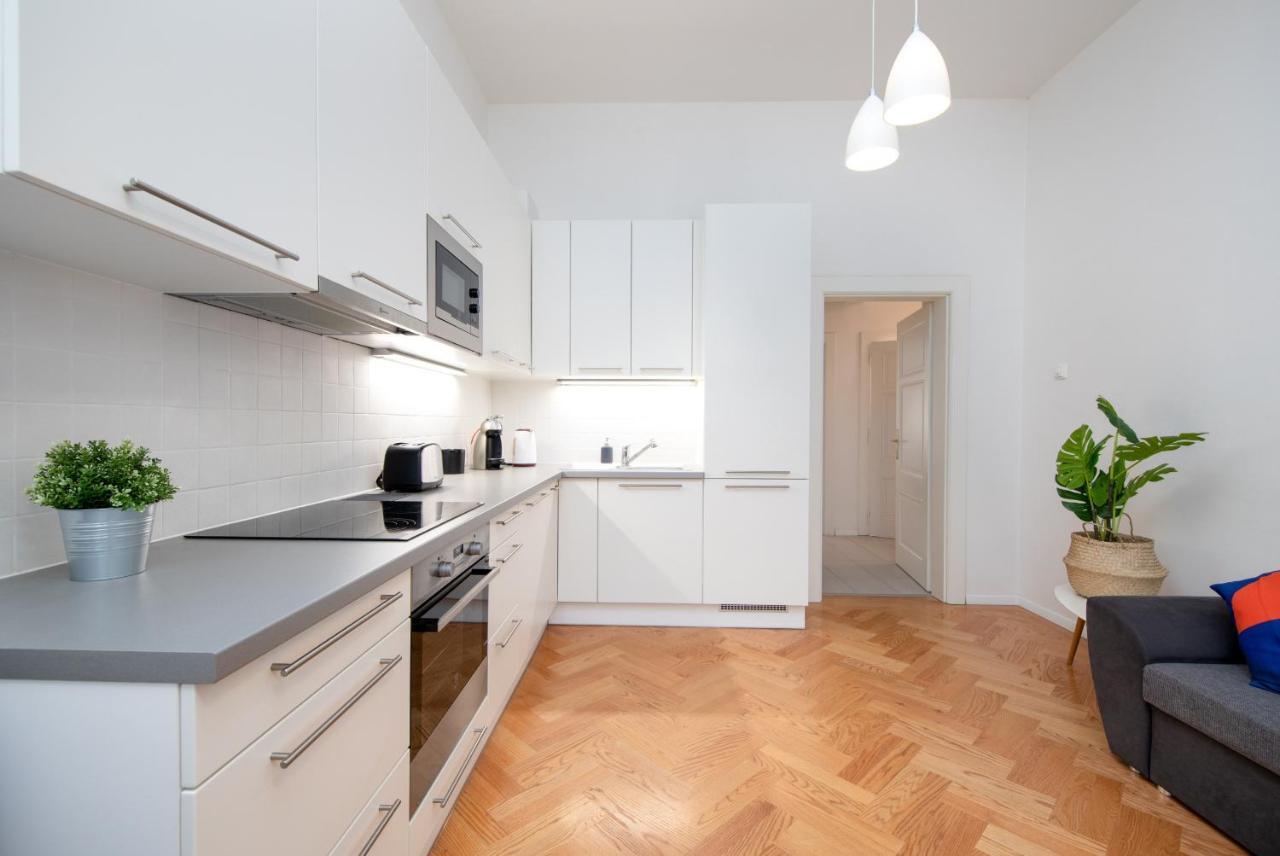 Park Karlin Apartment *