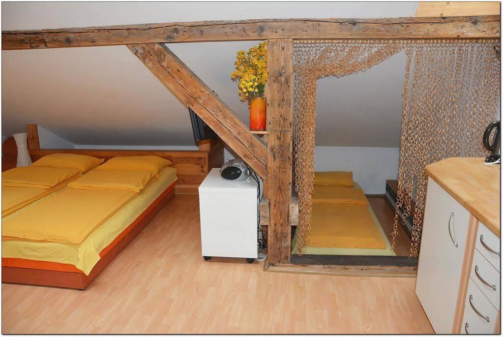 Apartment Machek
