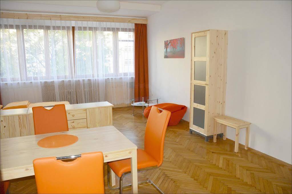 Machek Apartment