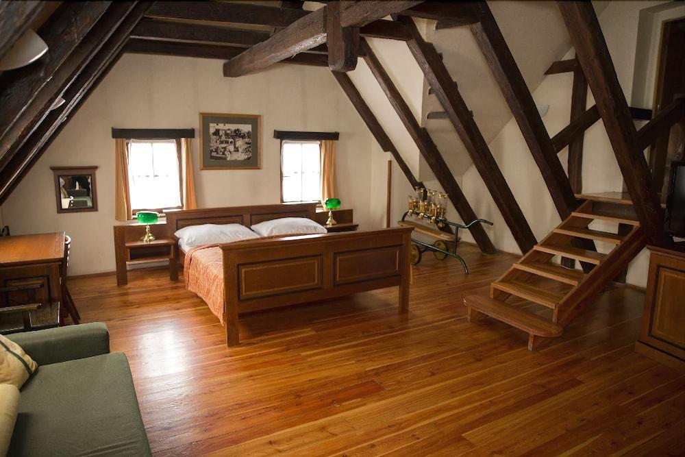 U Medvidku-brewery Hotel Prag