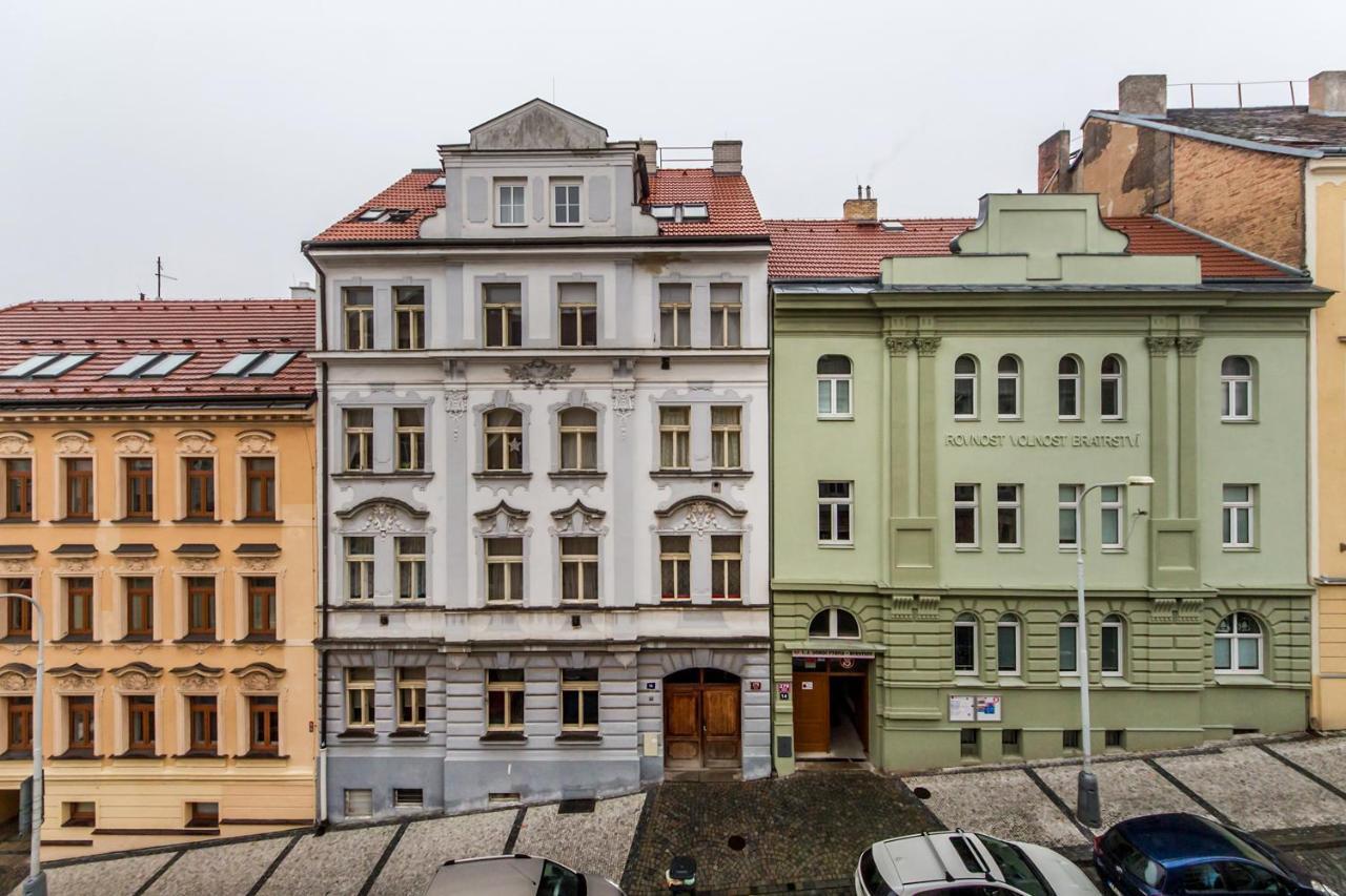 Apartment Heleny Malirove Prag
