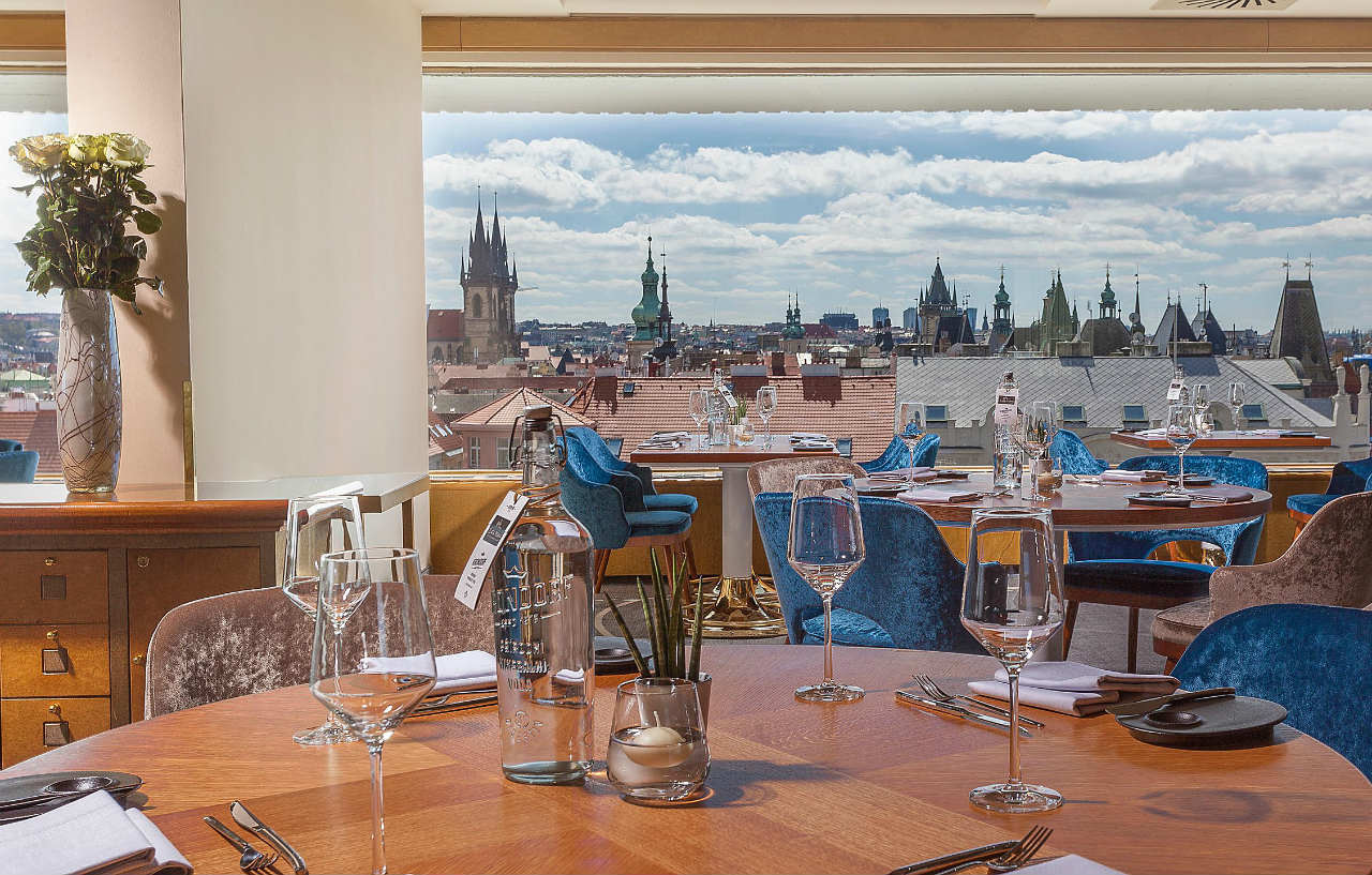 Fairmont Golden Hotell 5*