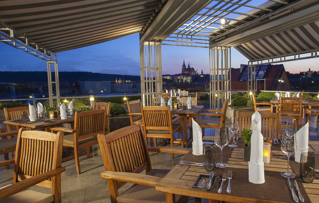 Fairmont Golden 5* Prag