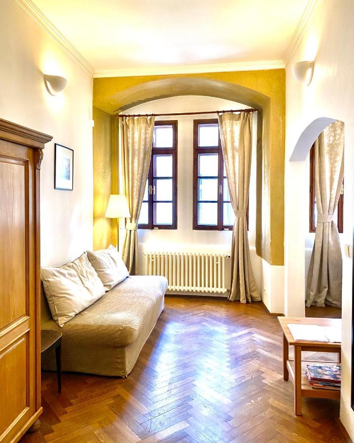 Nerudova 36 * Prag