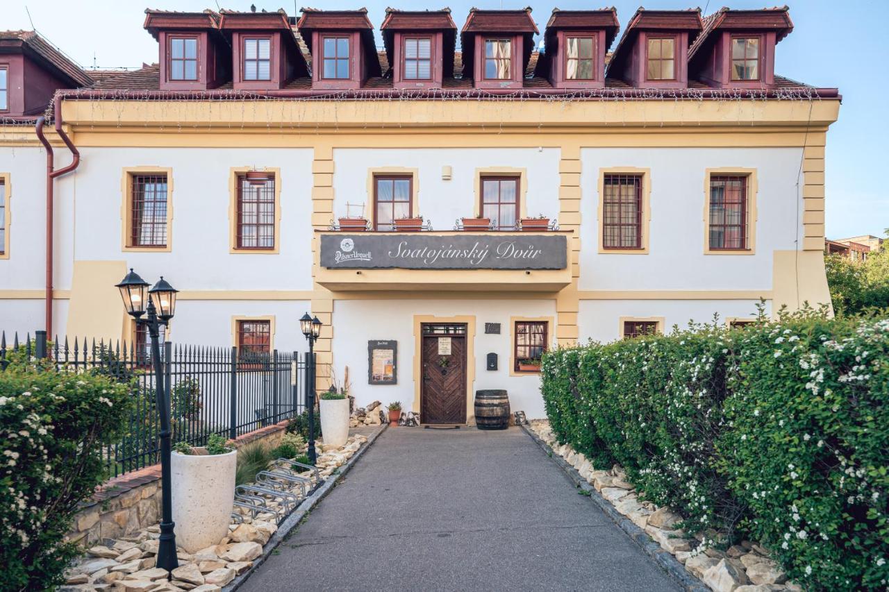 Svatojansky Dvur Prag